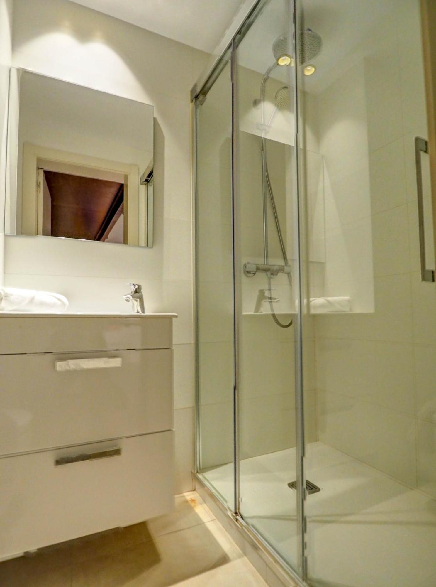 En Vogue By Hello Homes Apartment *